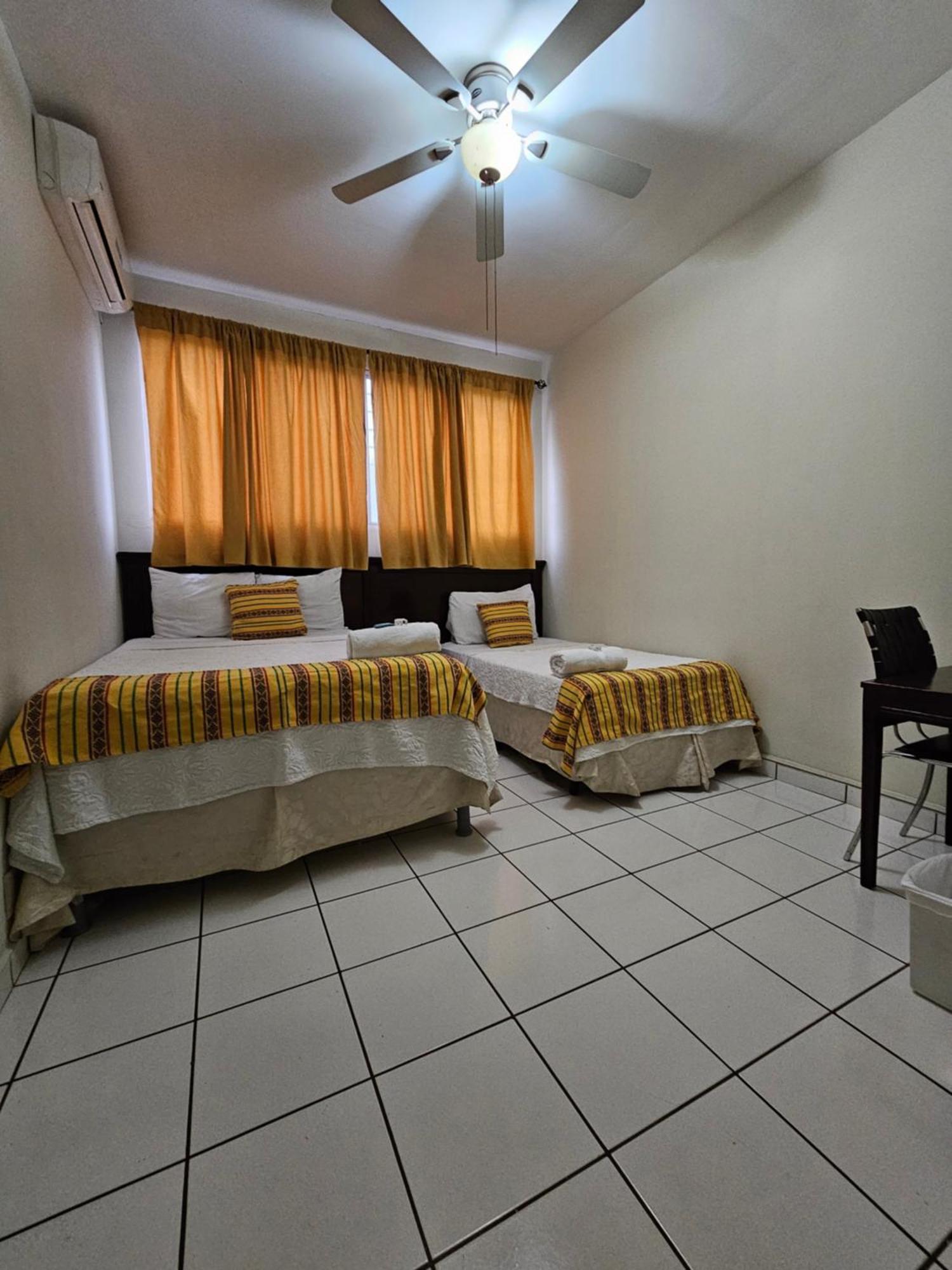 Hotel San Jose Hostal San Salvador Extérieur photo